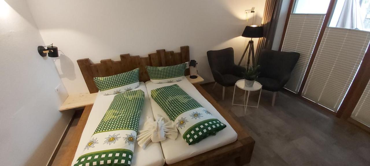Zugspitzchalets Biberwier Exteriör bild